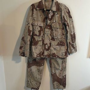 Desert Camos US Marine Small/Medium Uniforms Set